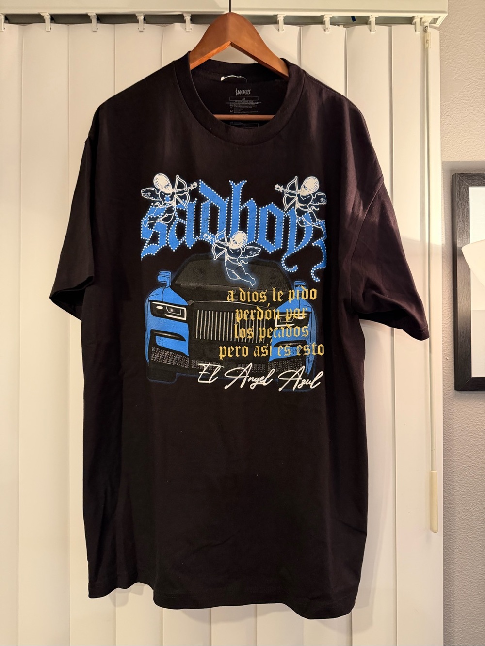 El Angel Azul Black Graphic Tee with Blue Accents